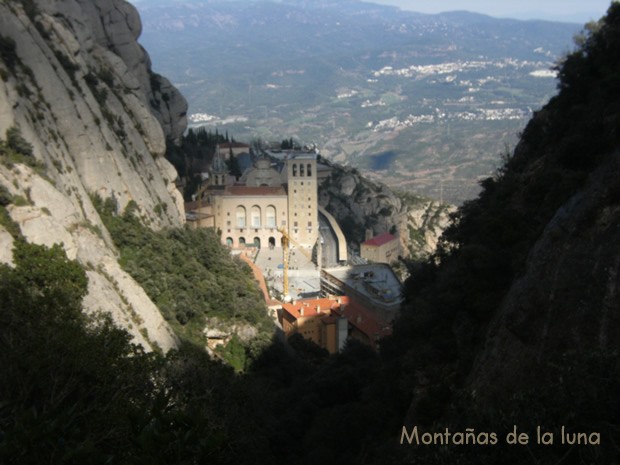 LLegando al Monasterio de Montserrat